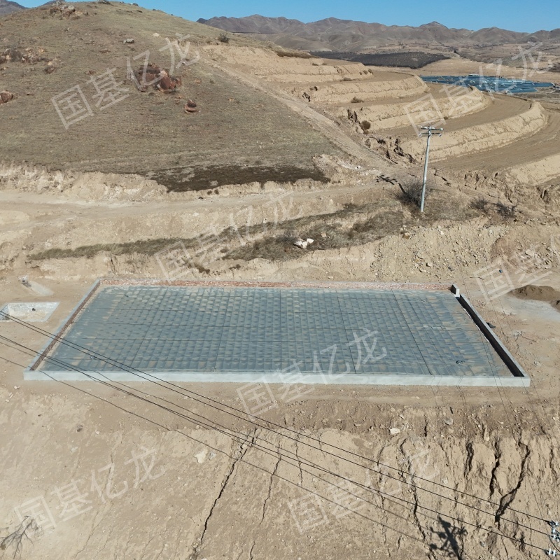 FKIfxyT4psyyEQgYRI22